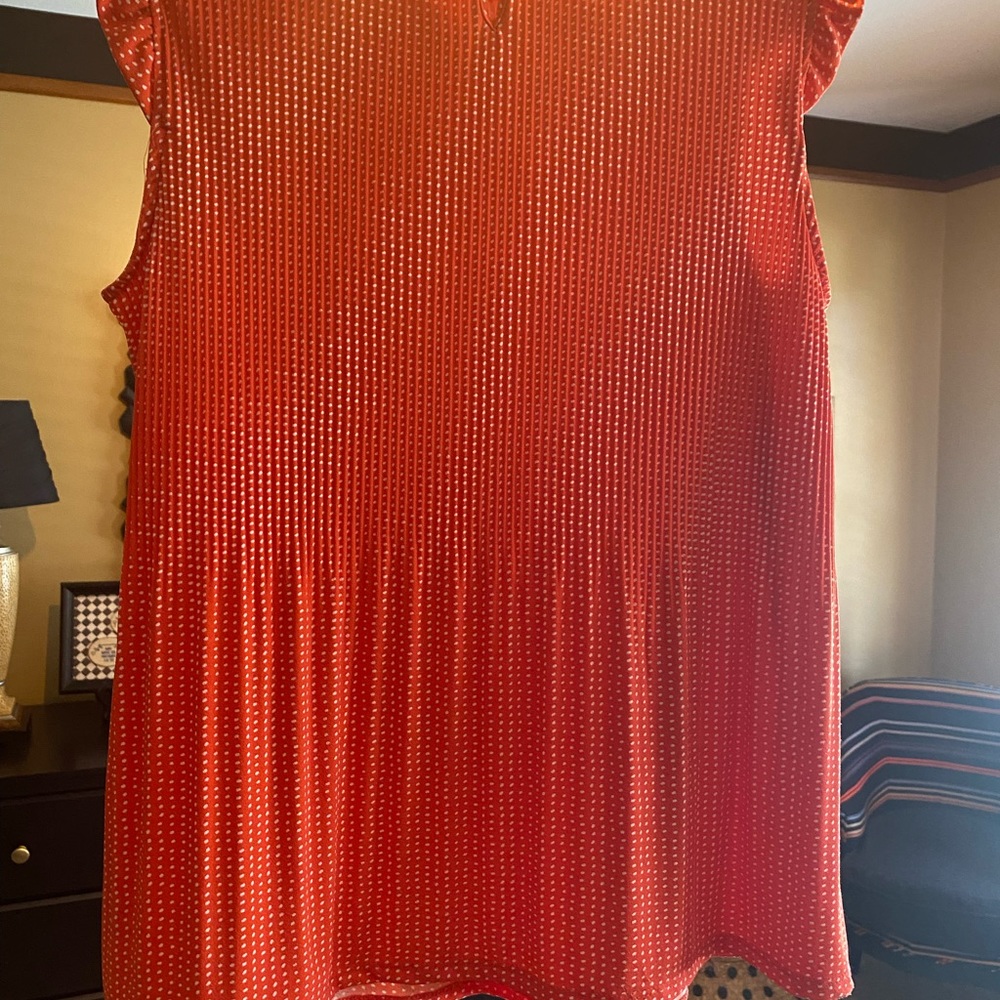 Orange top